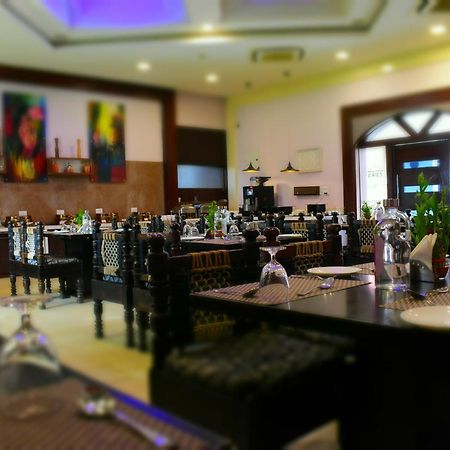 Regenta Resort Bhuj By Royal Orchid Hotels Limited Экстерьер фото
