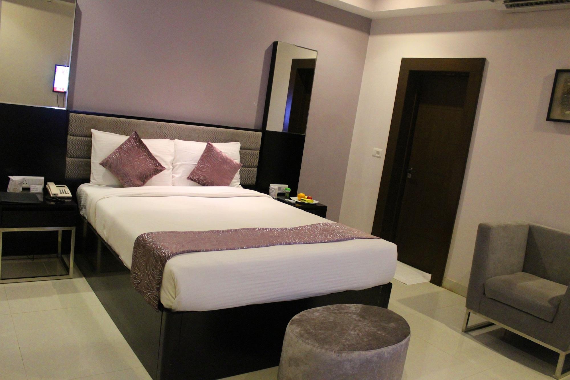 Regenta Resort Bhuj By Royal Orchid Hotels Limited Экстерьер фото