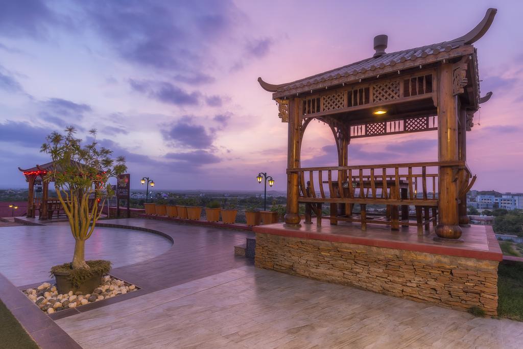 Regenta Resort Bhuj By Royal Orchid Hotels Limited Экстерьер фото